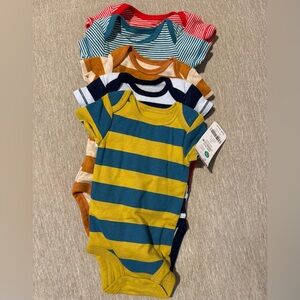 Newborn Carters stripe bodysuit set of 5